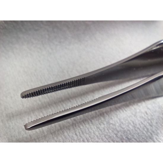 Rozsdamentes  csipesz, S méret – 8 cm