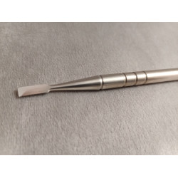 Szilágyi rozsdamentes  véső 4mm széles RM17