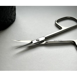 Meskó Anikó H-13 bőrvágó olló tokkal