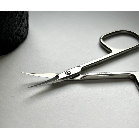 Meskó Anikó H-13 bőrvágó olló tokkal