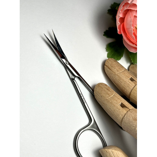 Meskó Anikó H-12 Bőrvágó olló Tokkal