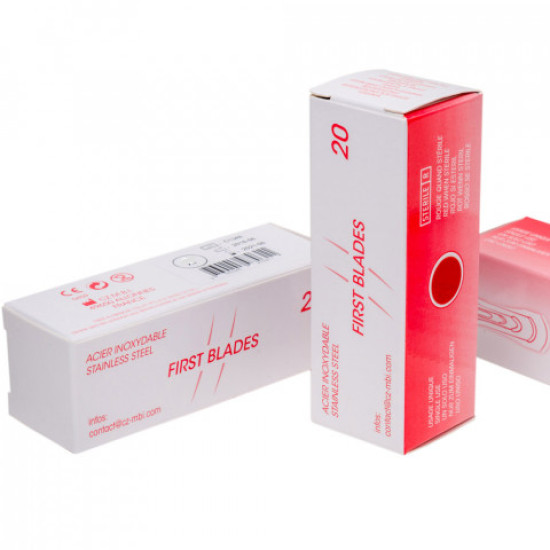 FIRST BLADES Medihalter szike 8mm - 1 db