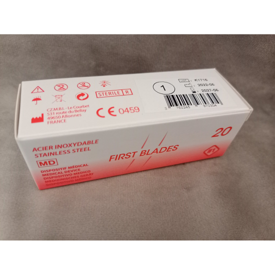 FIRST BLADES Medihalter szike 1-es méret - 1 db