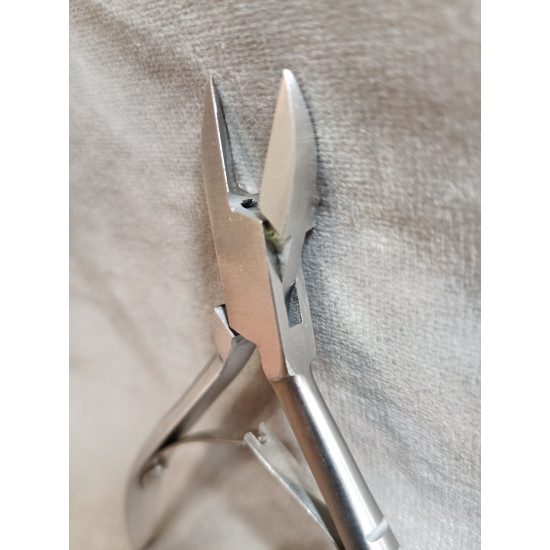 Szilágyi Körömcsípõ egyenes 11cm RM30