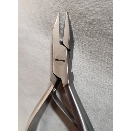 Szilágyi körömcsípő  egyenes keskeny fej 13.5cm RM38