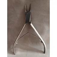 Szilágyi körömcsípő 11cm hegyes keskeny RM305