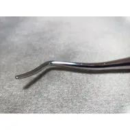 Kétvégű körömsarok emelő és körömtisztító Heiko Wild